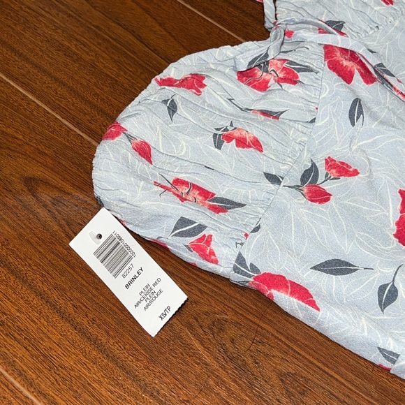 BNWT aritzia floral summer dress - Picture 2 of 5